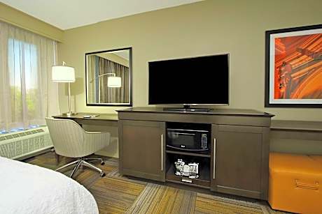 King Room with Sofa Bed - Non-Smoking