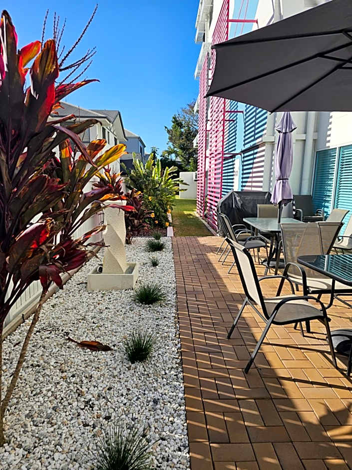 Koola Beach Apartments Bargara