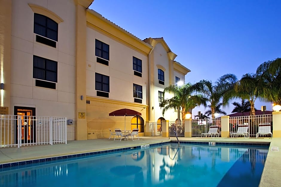 Holiday Inn Express Stuart By IHG