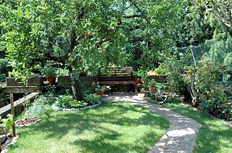 Mirabelle Bed & Breakfast