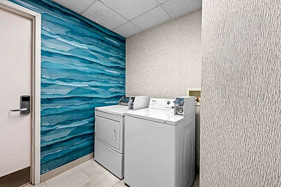 Hampton Inn & Suites by Hilton Swansboro Near Camp Lejeune