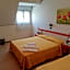 Hotel Devon Rooms & Breakfast