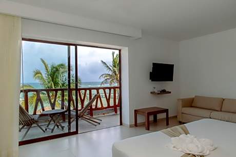 Master Suite - Sea View With Two Queen Bed