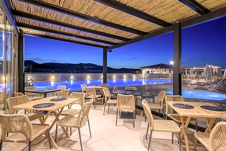 Zeus Hotels Neptuno Beach