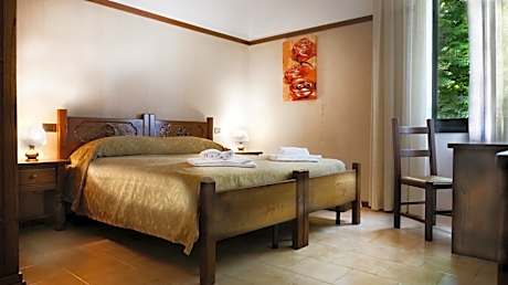 Economy Double or Twin Room