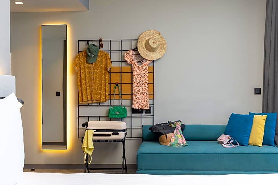 Moxy Lisbon City