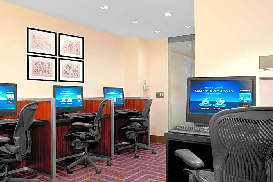 The Lexington Hotel, Autograph Collection by Marriott