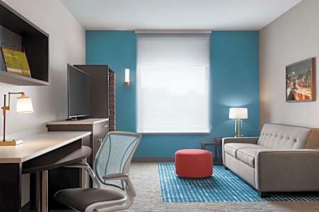 One-Bedroom King Suite - Non-Smoking