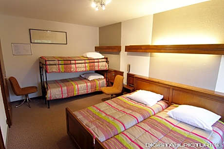 Quadruple Room - 2 Adults and 2 Children