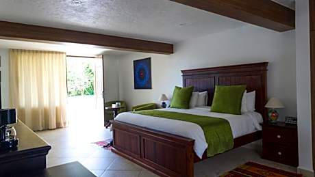 Double Room with Pool View
