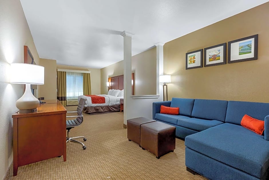 Comfort Suites