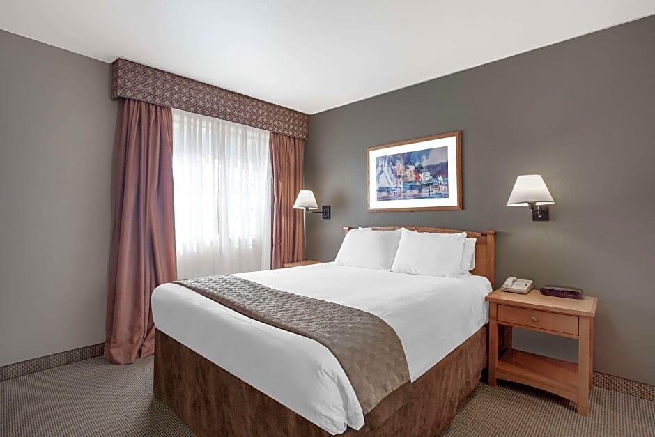 Hawthorn Suites by Wyndham Kent/Sea-Tac Airport