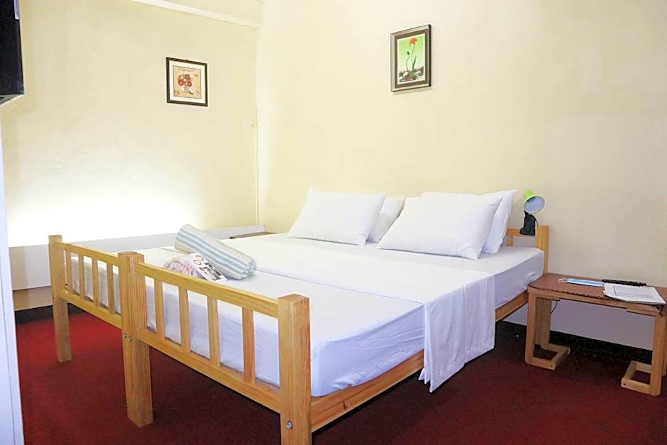 Photo 1 of 8 of Standard 1 Bed