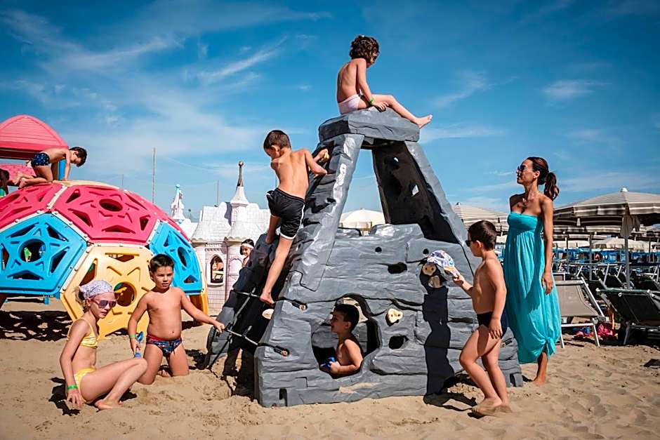 Pinetina Mare Baby Family Hotel