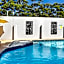 Peninsula Nelson Bay Motel and Serviced Apartments