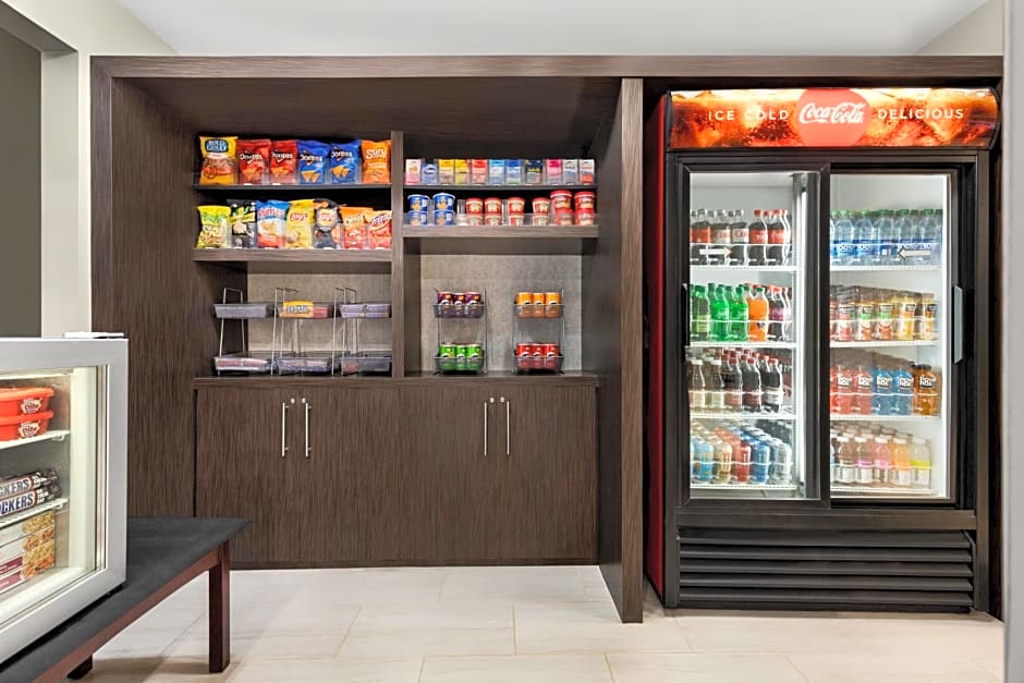 Holiday Inn Express & Suites Philadelphia - Mt. Laurel By IHG