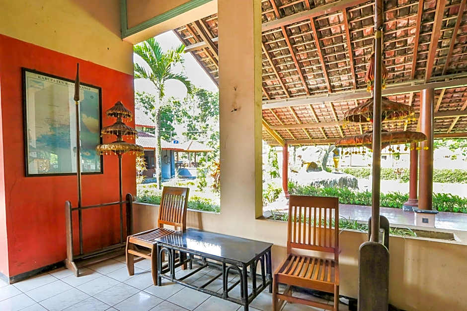 SPOT ON 2465 Hotel Raung View