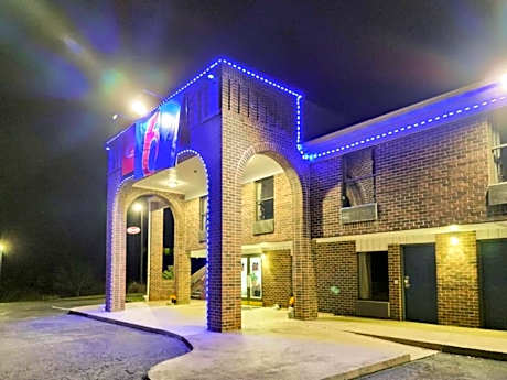 Motel 6 Fancy Gap VA