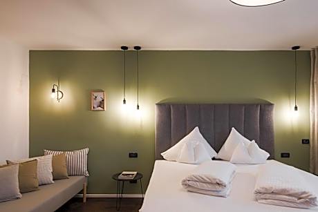 Deluxe Double Room with Terrace and Garden