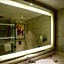 Crowne Plaza Nairobi Airport by IHG