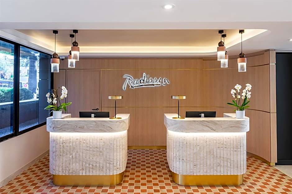 Radisson Hotel Cannes Seaside
