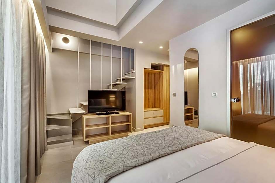 Pefki Deluxe Residences