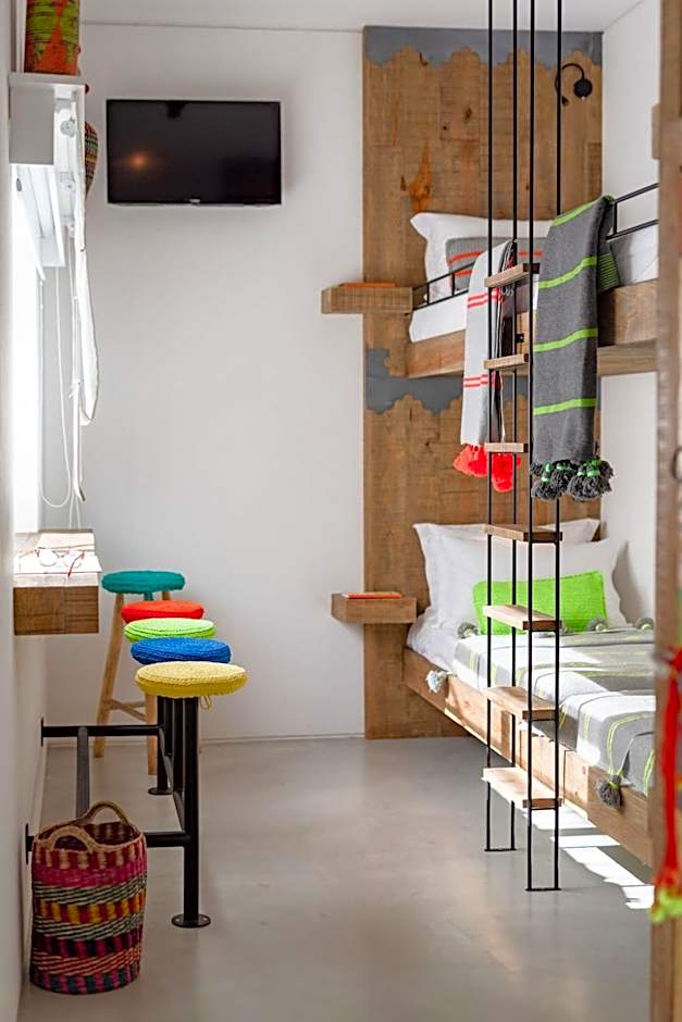 Colégio Charm House