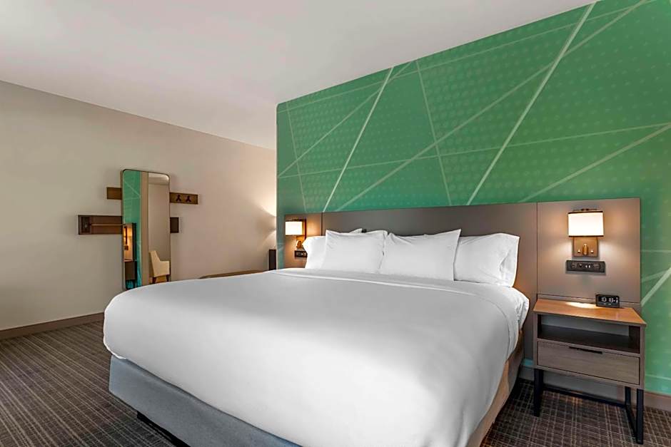 Comfort Suites Gatlinburg Downtown-Convention Center