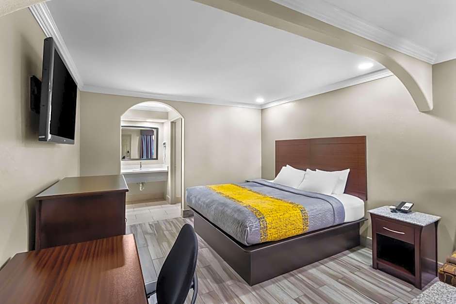 Americas Best Value Inn Houston Heights at I-45