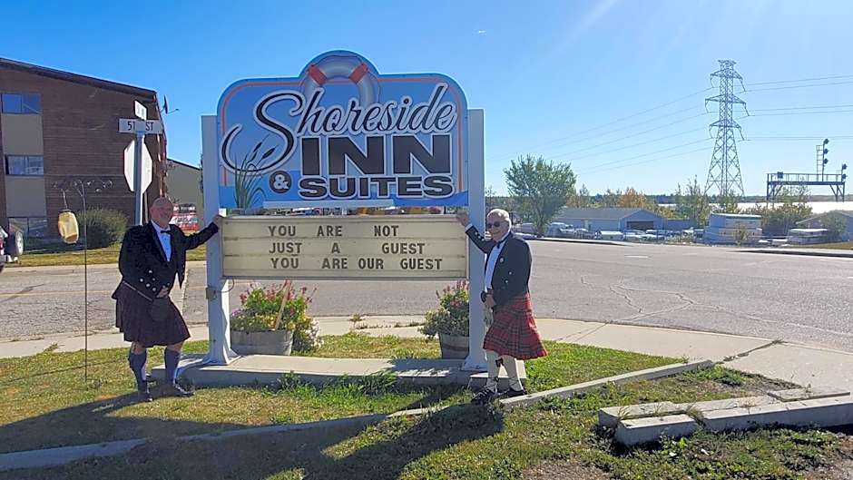 Shoreside Inn & Suites