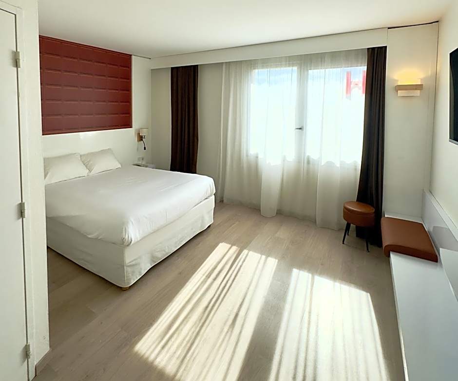 Ibis Styles Bordeaux St Medard Hotel