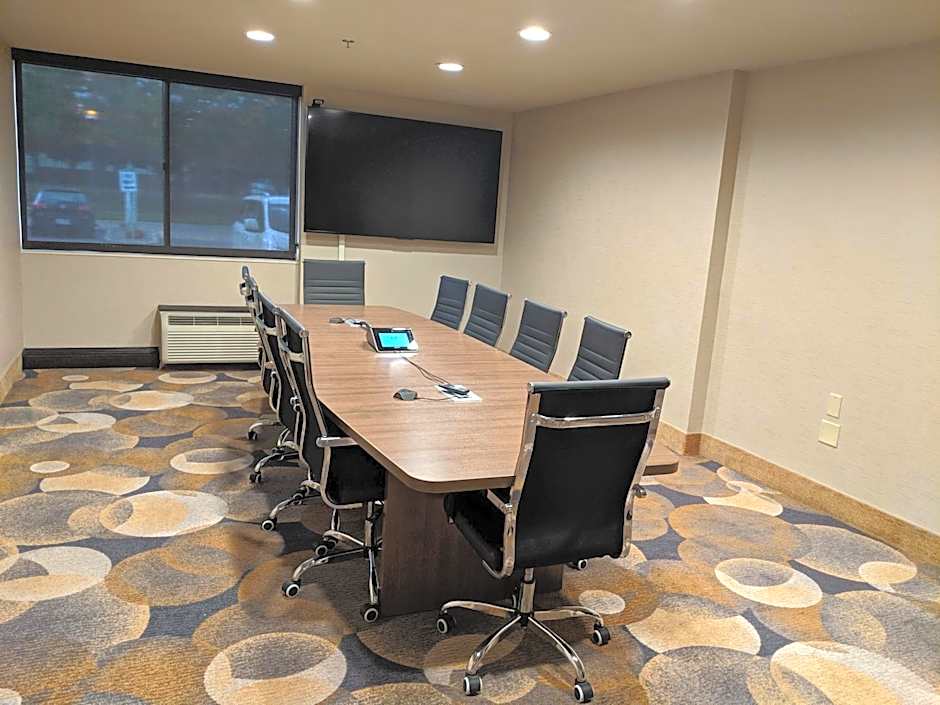 Holiday Inn Champaign By IHG