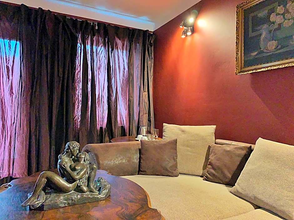 Small Luxury Palace Residence