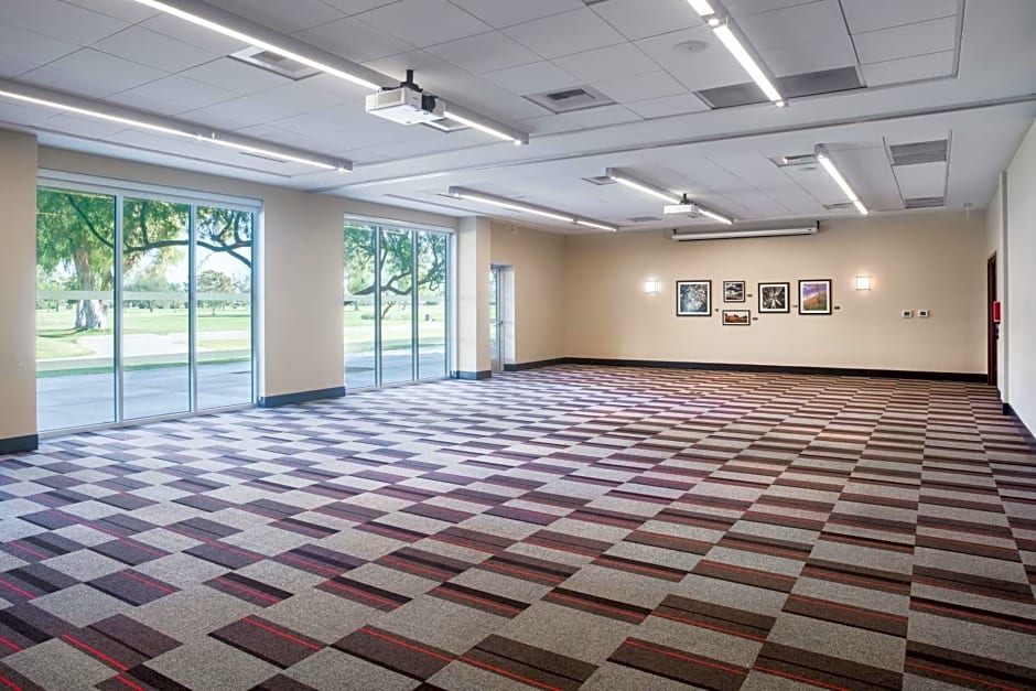 Four Points By Sheraton At Phoenix Mesa Gateway Airport