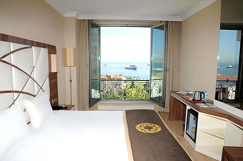 The Grand Mira Business Hotel