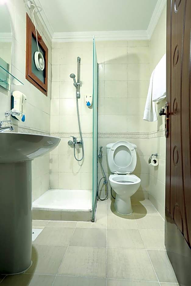 La Villa Suites Hotel