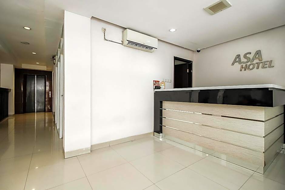 RedDoorz Plus near Galaxy Bekasi