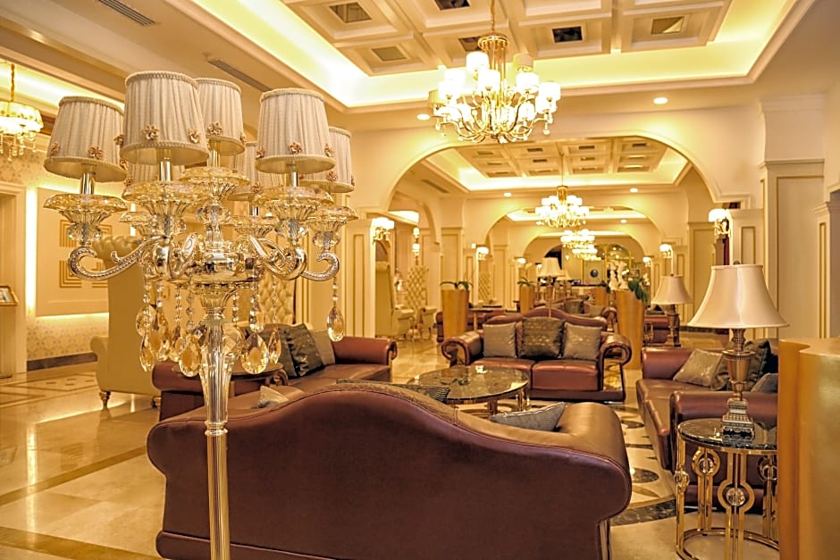 J'Adore Deluxe Hotel & Spa