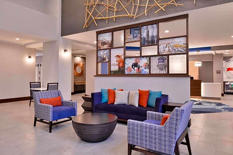 Hampton Inn By Hilton & Suites Legacy Park-Frisco