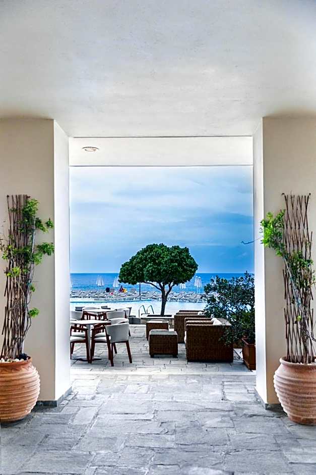 Leptos Panorama Hotel