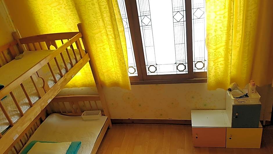 Guesthouse Spring Flower