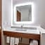 Holiday Inn Express And Suites Elkhart North By IHG