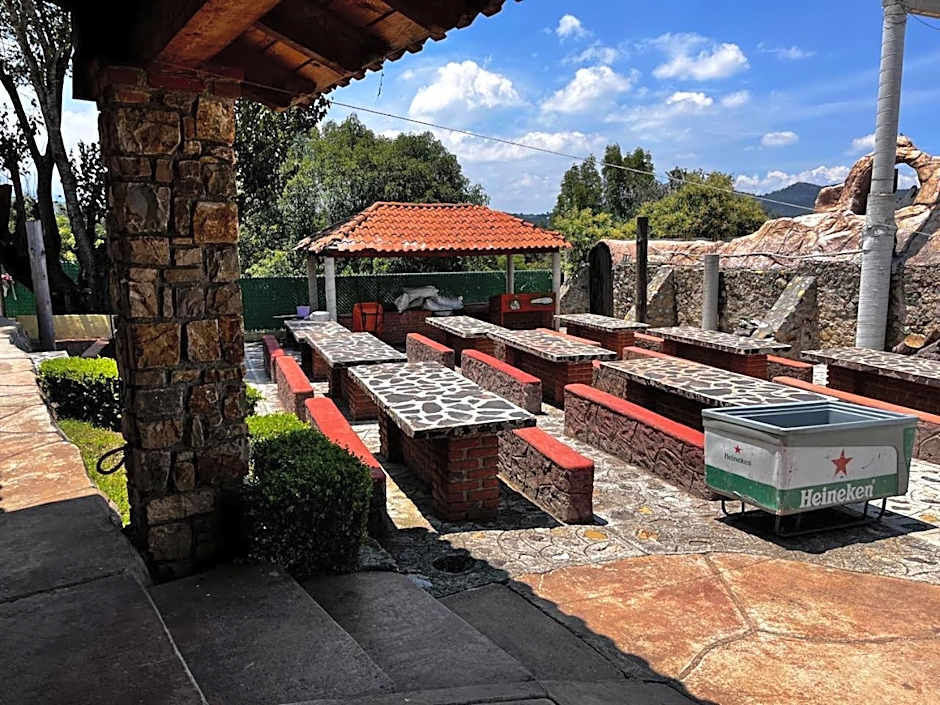 Hotel Renacer
