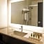 Holiday Inn Santa Ana-Orange County Airport By IHG