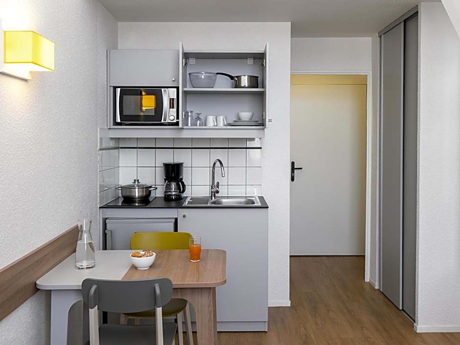 Aparthotel Adagio Access La Défense - Place Charras