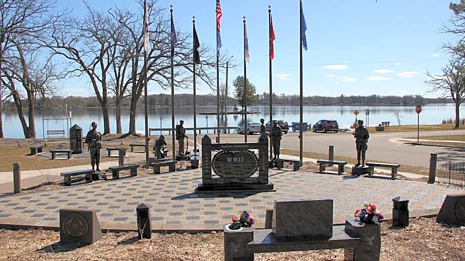 Holiday Inn Express & Suites Rice Lake By IHG