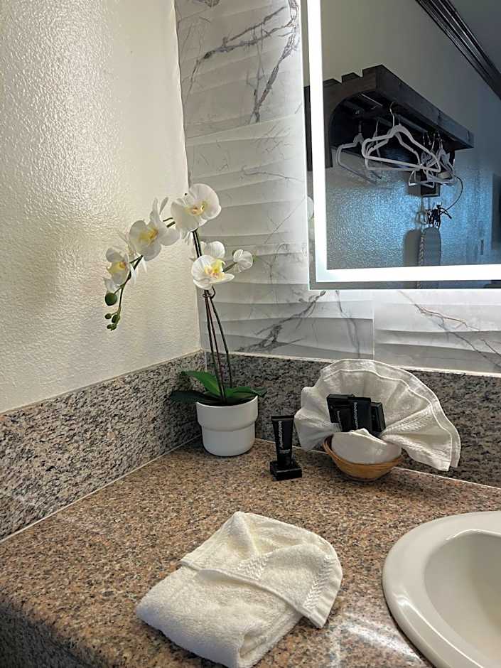 Starlight Inn Huntington Beach – Huntington Beach, CA