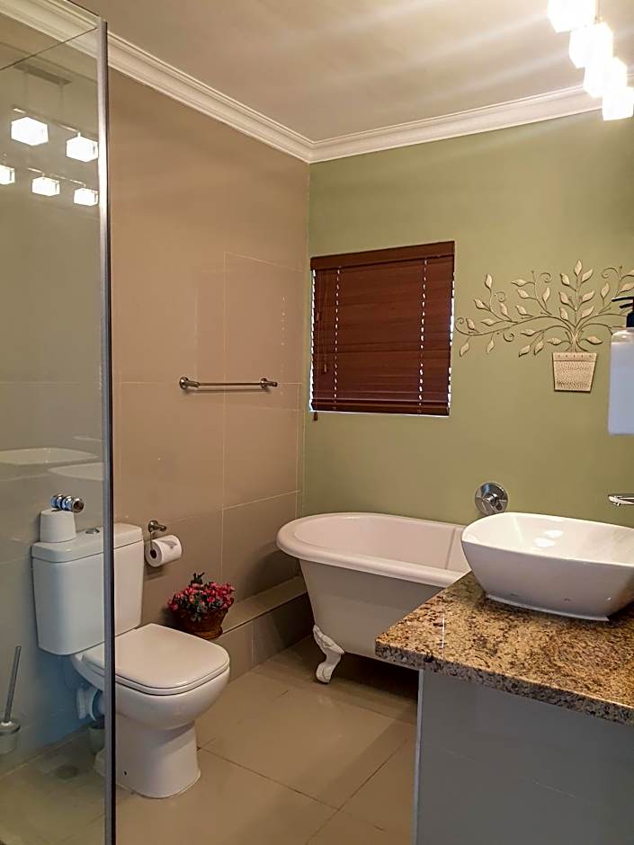 3ColoursBlue Guest House