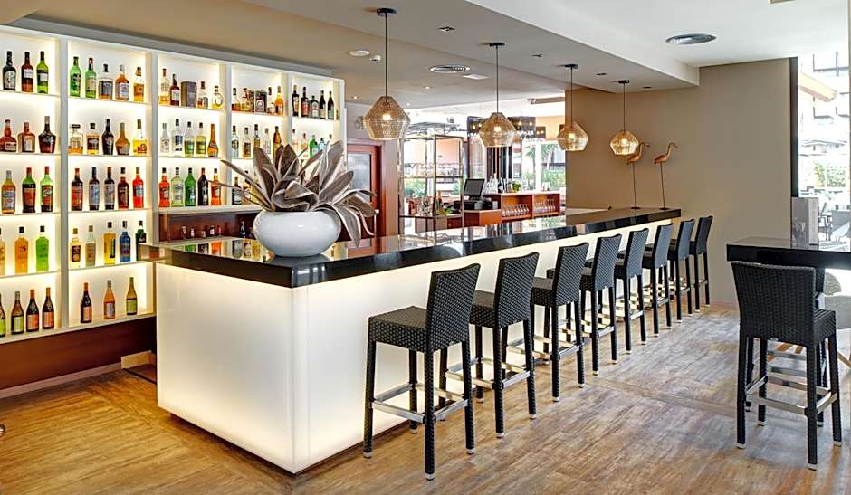 Protur Turo Pins 4* SUP