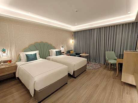 Deluxe Room Twin Bed